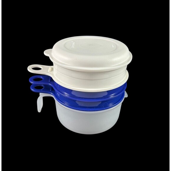 Tupperware All-in-One Juicer/Grater/Egg Separator Measuring Cup Cooks Maid Blue - Picture 1 of 3